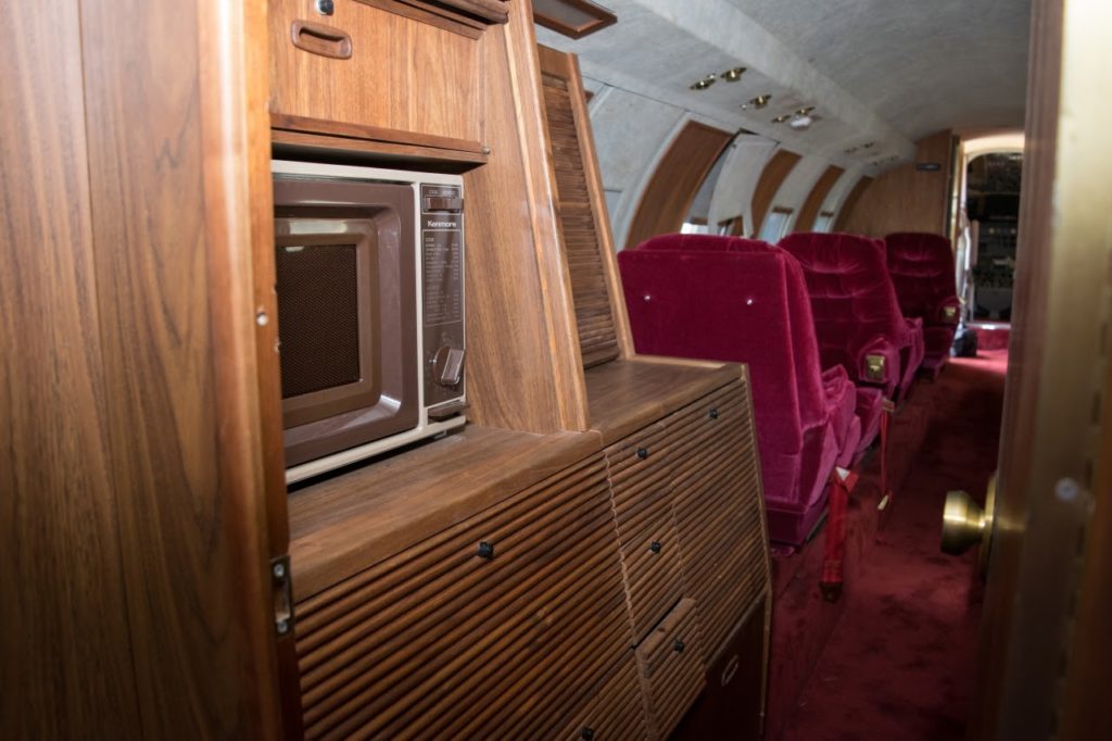 Elvis Presley Private Plane Kitchen And Microwave – Invisible Themepark